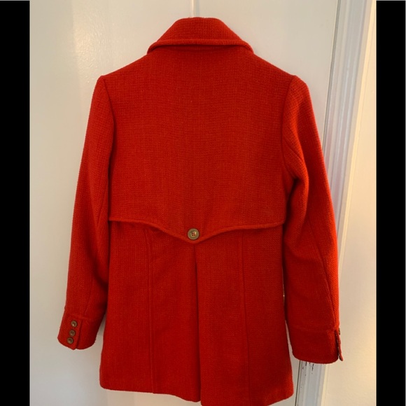 Red coat - Picture 2 of 3